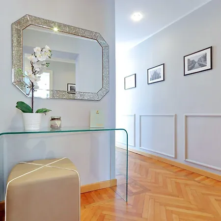 Altido Austere Elegance Appartement