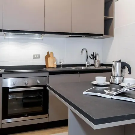 Altido Austere Elegance Apartment
