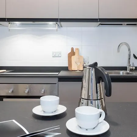Altido Austere Elegance Apartment